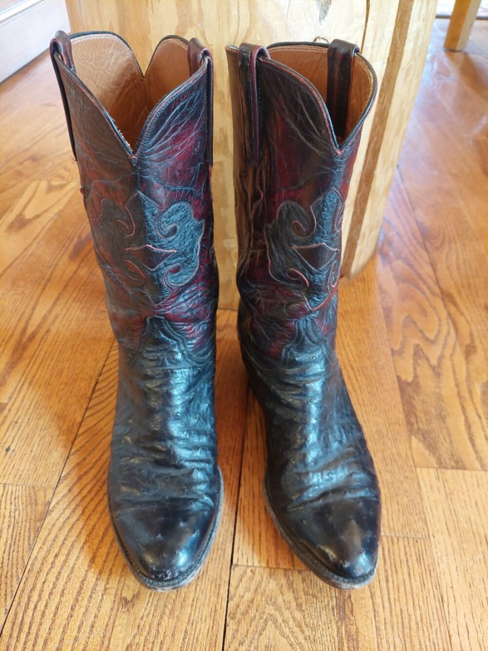 Black Lucchese Ostrich Western boots 9.5D Dark Cherry Shaft and Ostrich inlay